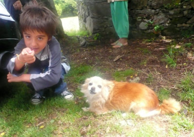 LITTLE CHILD & LITTLE DOG